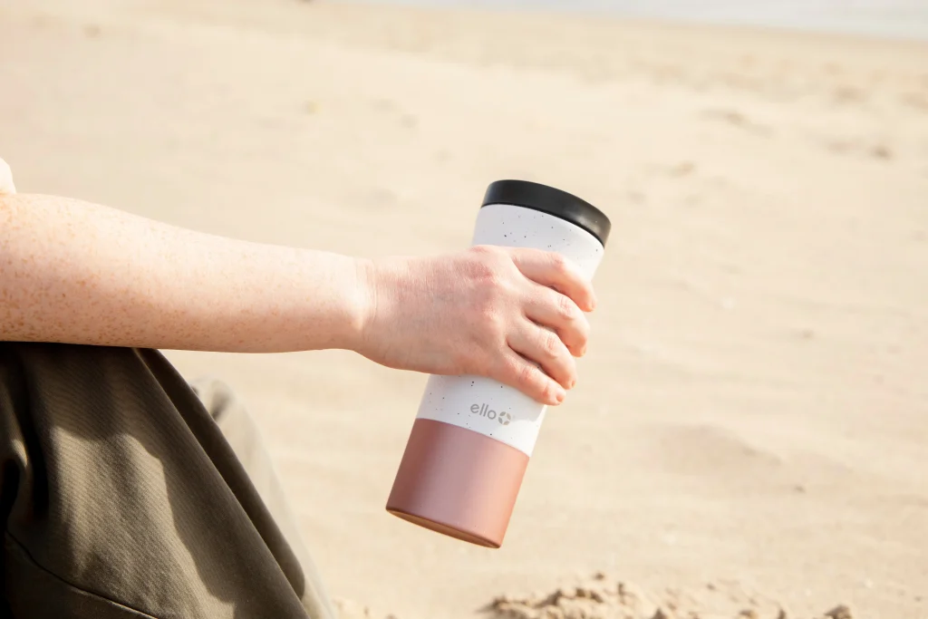 Travel mug