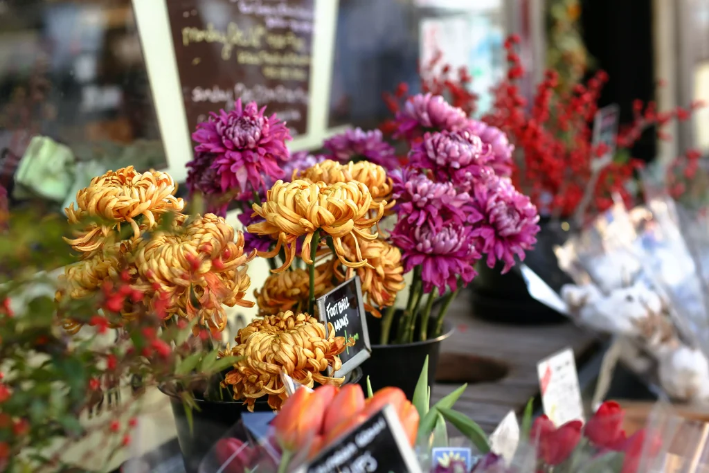 Yellow and pinkish flowers in a bouquet