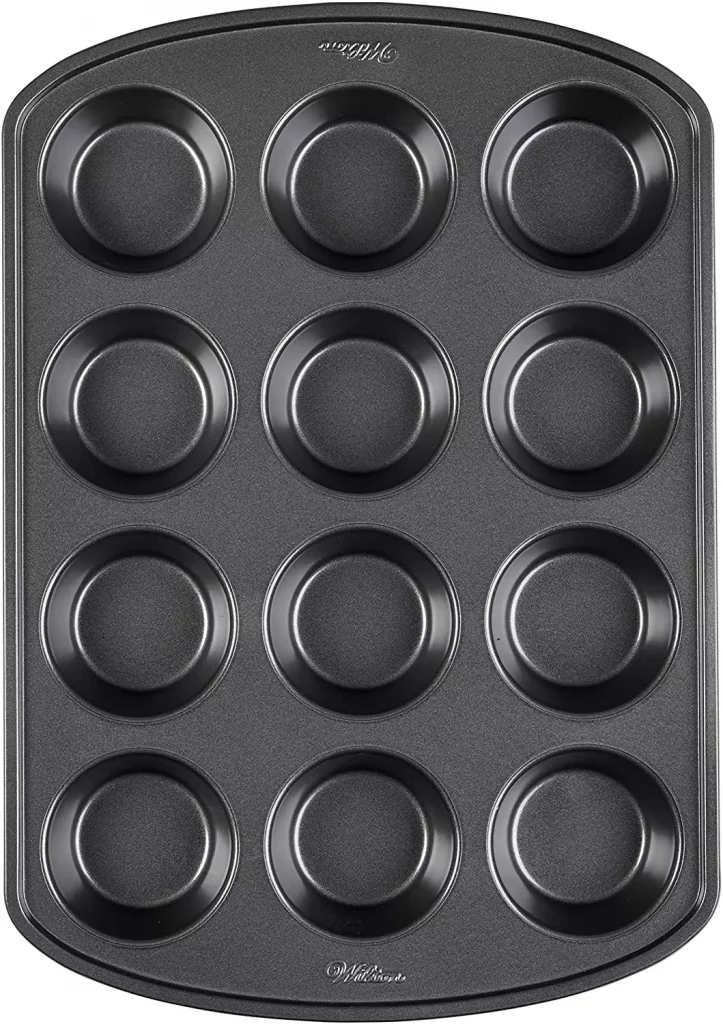 black color pan for cakes