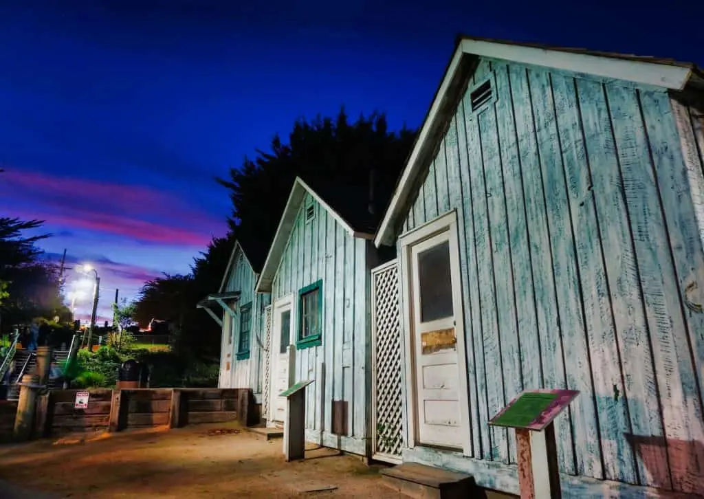 Little blue wodden houses 