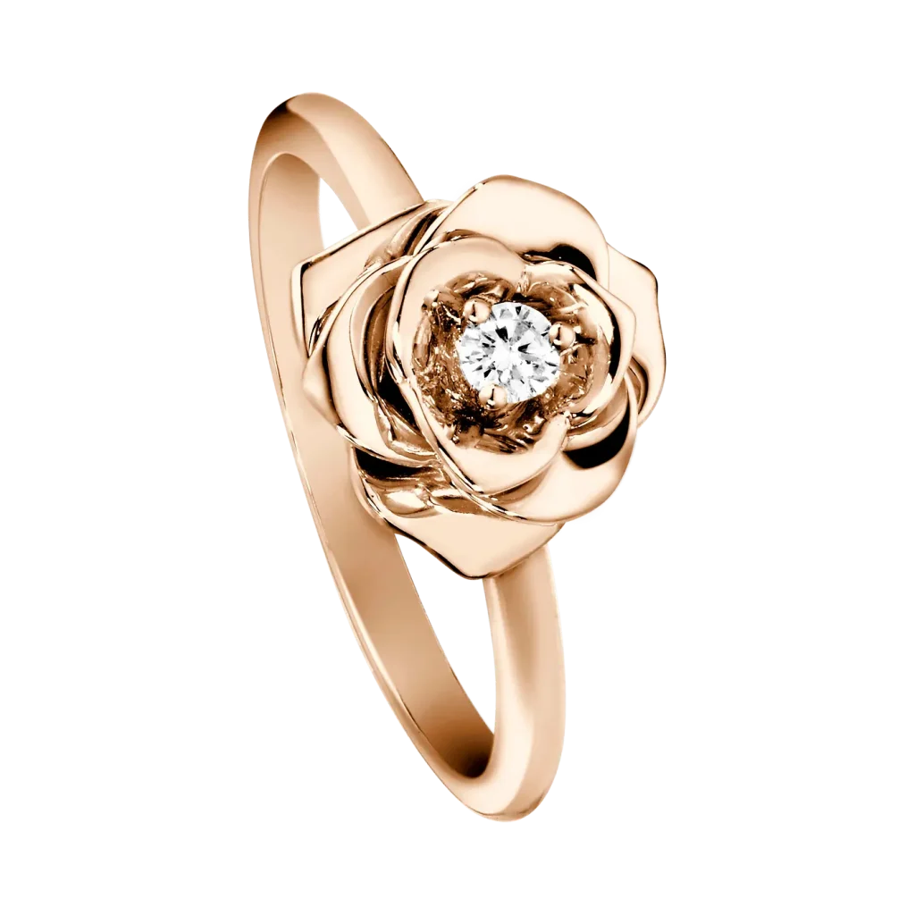 a ring with a rose on it