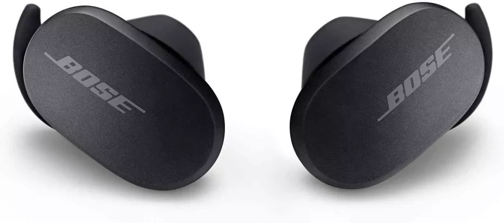 two ear buds with bose written on them 