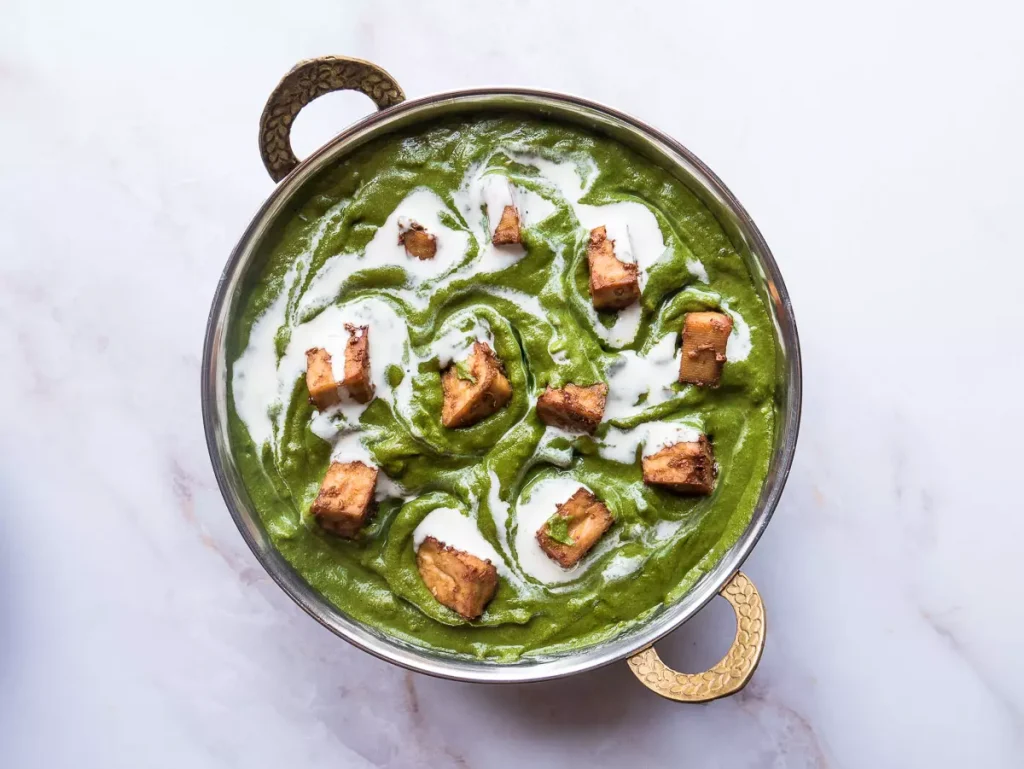 green salad in a cookin pan